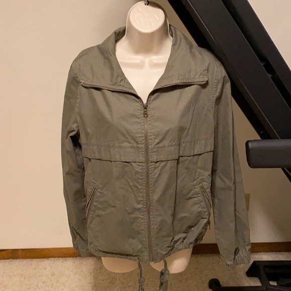 NWOT olive green light jacket from Old Navy size M - Picture 1 of 7